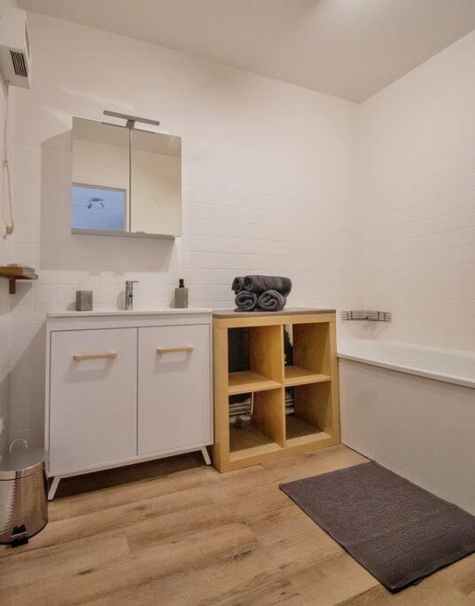 Joli T2 Lumineux Avec Balcon Et Wifi - Proche Cv Apartment Aix-en-Provence Exterior photo